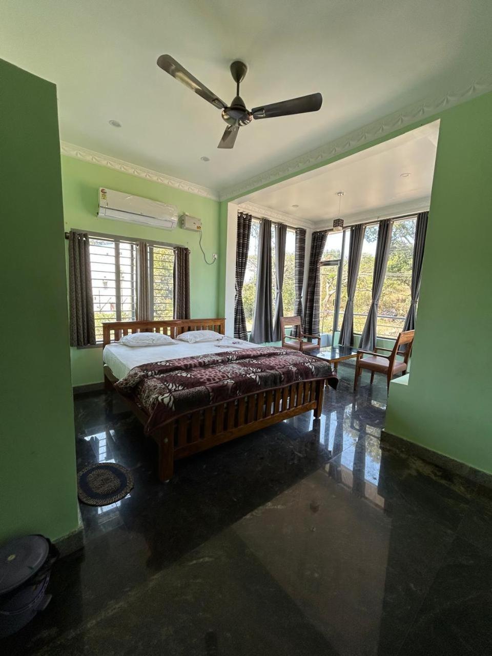 Yelagiri Goldhill Resort Eksteriør billede